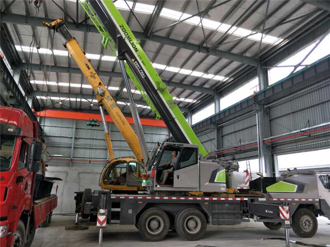 单县高空车出租需要注意哪些安全事项？