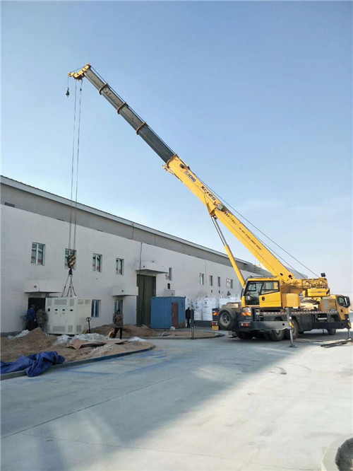 单县“超载就喊停”—— 吊车的 “重量保镖” 技术